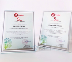 Bằng khen thủy tinh - In logo UL Solution
