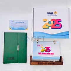 Bộ Quà Lịch gỗ -  khắc logo Công Đoàn Viên Chức TPHCM