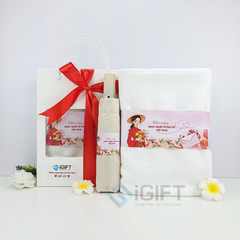 Quà tặng 8/3 - In logo theo yêu cầu