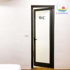 Decal dán cửa chữ WC gương Acrylic đen bóng chữ cao 10 cm sang trọng