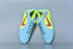 Giày đá bóng sân nhân tạo Xfaster Diemos-TF-Lơ/Vàng/Đỏ