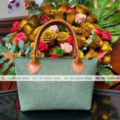 Túi Luxury Màu Xanh Lá Quai Da – Thiết Kế Sang Trọng Và Hiện Đại