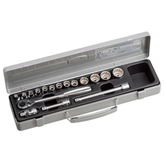 Hộp đầu khẩu và cần vặn TONE 17 chi tiết 3/8" 1560M