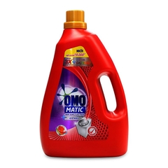 Nước giặt OMO Matic giữ màu cho máy giặt cửa trên chai 3.8kg