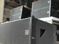 Loa array DBK E 2210P.