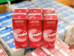 Sữa Tươi Breaka Hương Dâu hộp 250ml