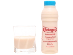 Sữa lên men Tự nhiên Betagen chai 700ml