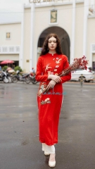 Diện áo dài Nhà LAM xuống phố