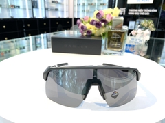 KÍNH OAKLEY OOO9453A 946314 39