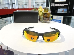 KÍNH OAKLEY OOO9271 927127 61