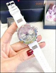 dong-ho-nu-guess-luxury-swarovski-7-mau-silicone-trang-dep-gia-re-timesstore-vn