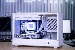 PC M5 WHITE i5-5060 (i5-14400F, RTX 5060 OC 8G, Ram 32GB, SSD 500GB, 650W)