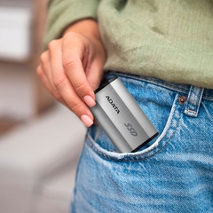 Ổ cứng di động SSD 500GB ADATA SD810 2000MB/s SD810-500G-CBK