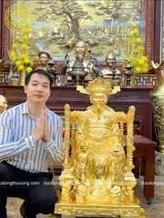 TƯỢNG CỤ TỔ DÒNG HỌ NGUYỄN PHÚ ( NGHI LỘC - NGHỆ AN) DÁT VÀNG 9999