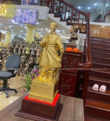 TƯỢNG TRẦN HƯNG ĐẠO