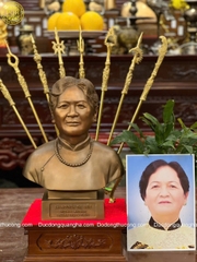 TƯỢNG CHÂN DUNG BẰNG ĐỒNG MÀU CỔ