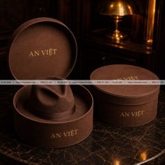 In Hộp Đựng Mũ Nón - Tôn Sản Phẩm, In Logo Shop Thời Trang