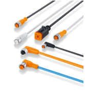 Connection cables with socket