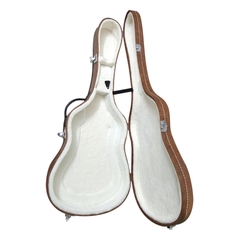Hard case guitar classic
