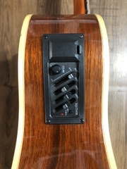 Guitar hồng đào C EQ 7545