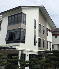 Cửa sổ mở hất/mở quay nhôm Xingfa hệ 55