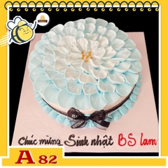 Bánh kem sinh nhật đơn giản A82 đóa hoa ngàn cánh lộng lẫy