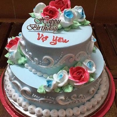 bm32 bánh 2 tầng liền tặng vợ