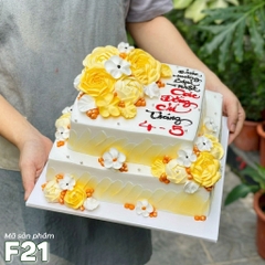 Bánh kem vuông F21 2 tầng màu vàng trắng bắt kem hoa vàng trắng sang trọng tinh tế
