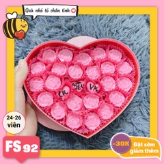 Hộp Socola Valentine trái tim 24-26 viên không ngăn FS92