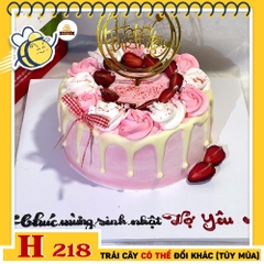 Bánh kem sinh nhật H218 dâu tây kem chảy màu hồng xinh xắn