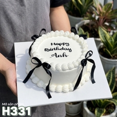 Bánh kem sinh nhật H331 thắt nơ đen cá tính viền kem xoắn ốc