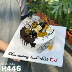 Bánh kem sinh nhật H446 trang trí rượu và đô la Mỹ tặng sếp hoặc chồng