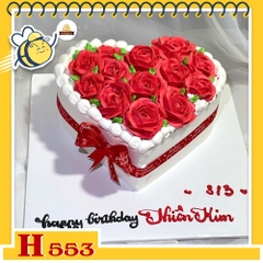 Bánh kem sinh nhật H553 trái tim phối hoa hồng đỏ nồng nàn
