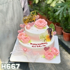 Bánh kem H667 hai tầng màu hồng ombre trang trí hoa hồng và trái tim