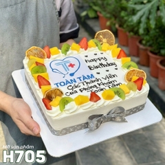 Bánh kem H705 – Hình vuông trang trí trái cây in hình logo công ty