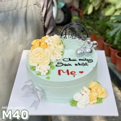 Bánh kem M40 nền xanh bắt hoa màu vàng tươi thắm tặng mẹ yêu