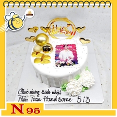 Bánh kem N95 màu trắng đơn giản in ảnh trên mặt bánh