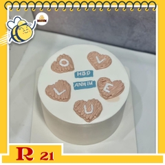 Bánh kem R21 màu trắng kèm thông điệp love u sáng tạo tặng người yêu