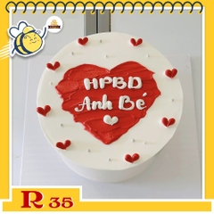 Bánh kem R35 khuôn tròn vẽ hình trái tim đỏ bày tỏ lời yêu ngọt ngào