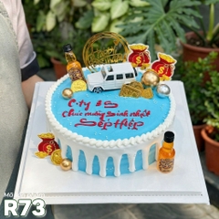 Bánh kem R73 tặng sếp màu xanh trắng phụ kiện chai rượu xe ô tô