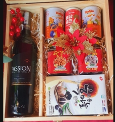 T106 Passion 13.5độ, Tỏi Đen, 1 Hồng Sâm Queen Bin, 2 Hũ Hạt, 2 Đậu Phộng Tân Tân