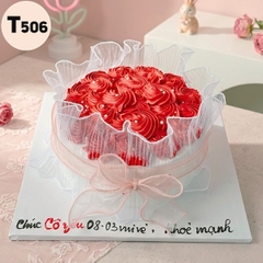 Bánh kem 8/3 T506 bó hoa hồng đỏ rực rỡ bọc voan lộng lẫy