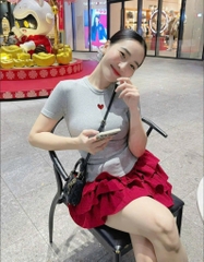 Set áo thun ôm body thêu x chân váy tầng