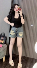 Áo thun cổ U - Form vừa