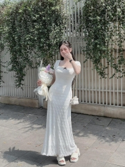 Đầm ôm body maxi ren hoa cổ vuông - Trắng