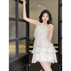 Đầm trắng cổ yếm bèo tầng - S