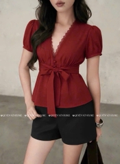 Set đỏ cổ V nơ ngực x short đen