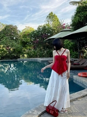 Set áo đỏ dây chéo chân váy midi trắng