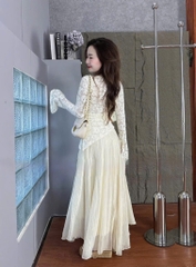 Set áo ren tay dài tà chéo chân váy tơ