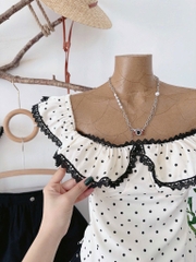 Set trễ vai áo chấm bi